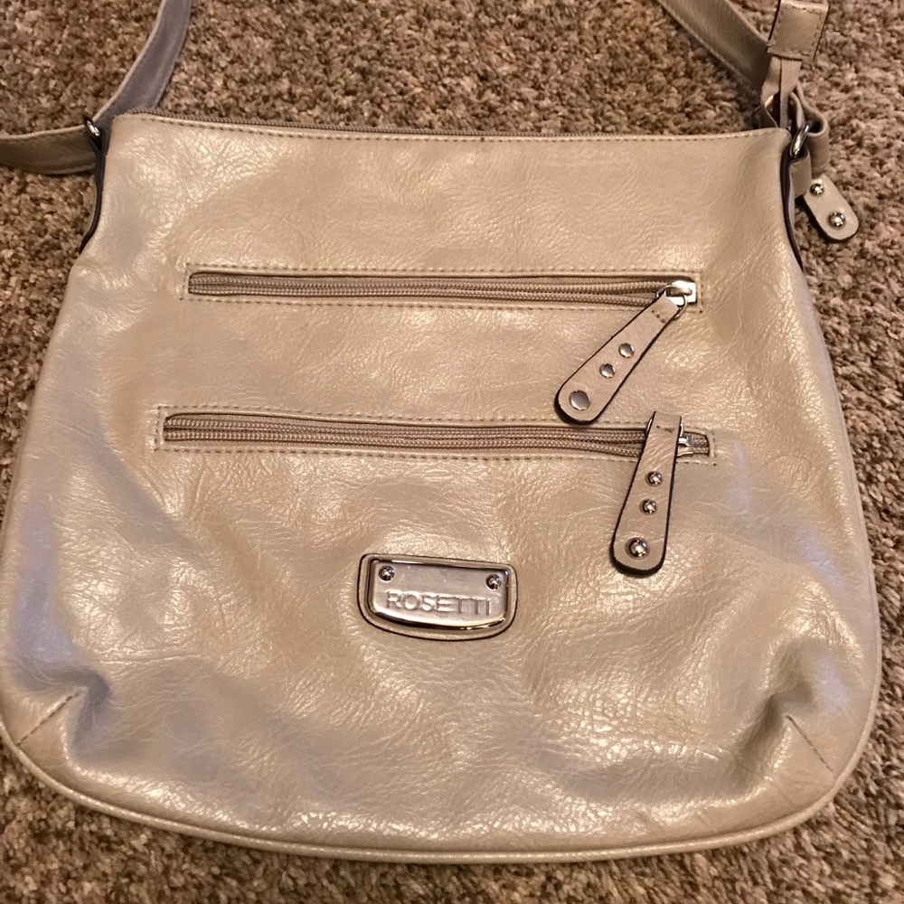 Rosetta cross body
